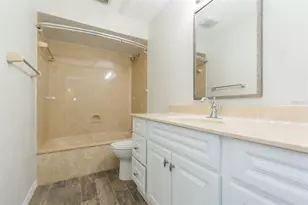 6541 Brentwood Dr., Zephyrhills, FL 33542 - Photo 17