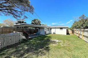 2334 38th Ave N, Saint Petersburg, FL 33713 - Photo 13