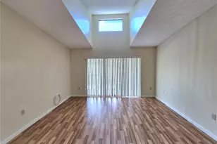 1344 Pine Ridge Cir E, Tarpon Springs, FL 34688 - Photo 9