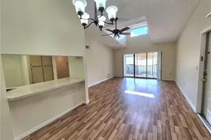 1344 Pine Ridge Cir E, Tarpon Springs, FL 34688 - Photo 7