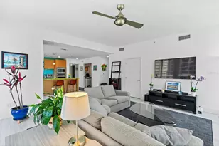 175 1st St S, Saint Petersburg, FL 33701 - Photo 5