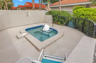 484 Santa Cruz Pl NE, Saint Petersburg, FL 33703 - Photo 33