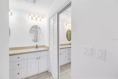 484 Santa Cruz Place NE #F, Saint Petersburg, FL 33703 - Photo 23