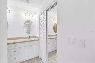 484 Santa Cruz Pl NE, Saint Petersburg, FL 33703 - Photo 23