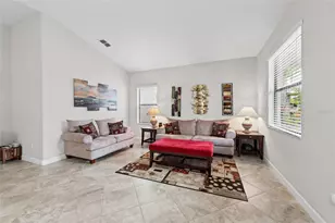 9912 Smarty Jones Dr, Ruskin, FL 33573 - Photo 3