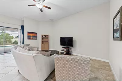 9912 Smarty Jones Drive, Ruskin, FL 33573 - Photo 9