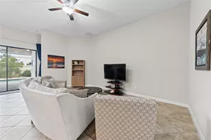 9912 Smarty Jones Dr, Ruskin, FL 33573 - Photo 9