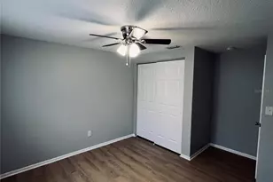 5450 Lisa Cir, Zephyrhills, FL 33542 - Photo 21