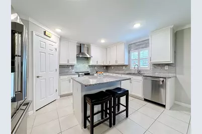 16712 Mooner Plank Circle, Wimauma, FL 33598 - Photo 15
