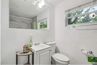 919 E Bougainvillea Ave, Tampa, FL 33612 - Photo 15