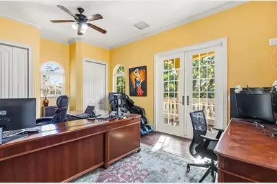 911 Jungle Avenue N, Saint Petersburg, FL 33710 - Photo 33