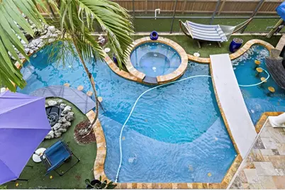911 Jungle Avenue N, Saint Petersburg, FL 33710 - Photo 55