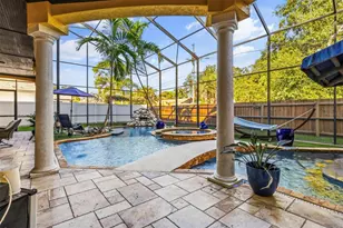 911 Jungle Ave N, Saint Petersburg, FL 33710 - Photo 41