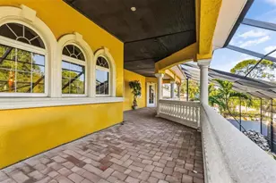 911 Jungle Ave N, Saint Petersburg, FL 33710 - Photo 49