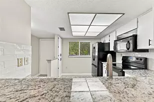 3077 Casa Del Sol Circle, Clearwater, FL 33761 - Photo 9