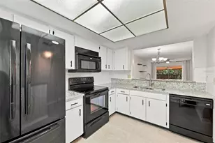3077 Casa Del Sol Circle, Clearwater, FL 33761 - Photo 7