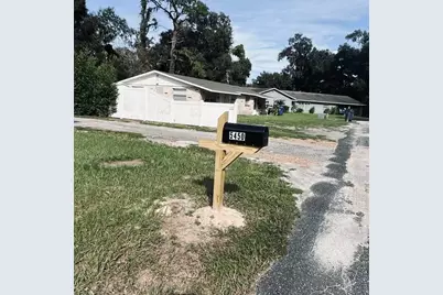 5452 Lisa Circle, Zephyrhills, FL 33542 - Photo 5