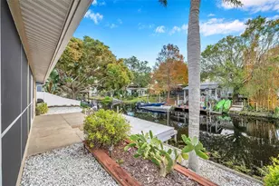 8 Citrus Dr, Palm Harbor, FL 34684 - Photo 9