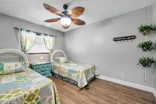 8 Citrus Dr, Palm Harbor, FL 34684 - Photo 57