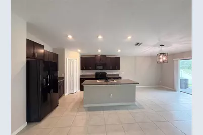 39938 Harmon Grove Court, Zephyrhills, FL 33540 - Photo 9