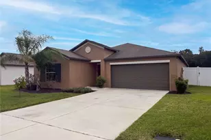 39938 Harmon Grove Ct, Zephyrhills, FL 33540 - Photo 3