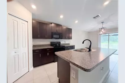 39938 Harmon Grove Court, Zephyrhills, FL 33540 - Photo 11