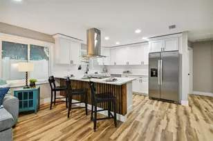 2408 50th St S, Gulfport, FL 33707 - Photo 15