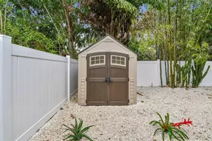 2408 50th St S, Gulfport, FL 33707 - Photo 39