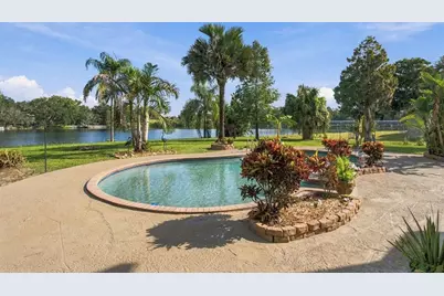 8022 Tierra Verde Drive, Tampa, FL 33617 - Photo 45