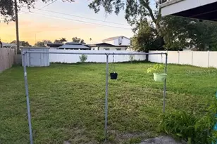 10357 Kumquat Ln, Seminole, FL 33772 - Photo 17