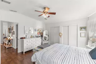 624 Mt Piney Ave NE, Saint Petersburg, FL 33702 - Photo 17