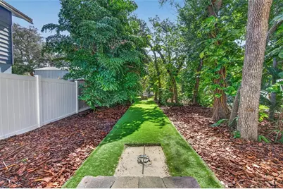 1002 N Florida Avenue, Tarpon Springs, FL 34689 - Photo 29
