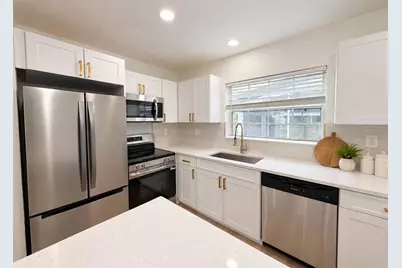 4558 25th Avenue N, Saint Petersburg, FL 33713 - Photo 9