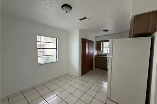 4851 16th St, Zephyrhills, FL 33542 - Photo 15