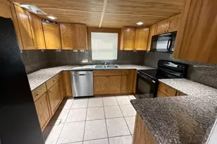 8606 N Semmes St, Tampa, FL 33604 - Photo 17