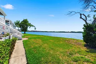 5107 Salmon Dr SE, Saint Petersburg, FL 33705 - Photo 17