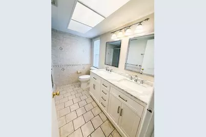 14436 Bay Hills Drive, Largo, FL 33774 - Photo 19