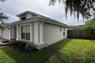 27606 Sky Lake Cir, Wesley Chapel, FL 33544 - Photo 5