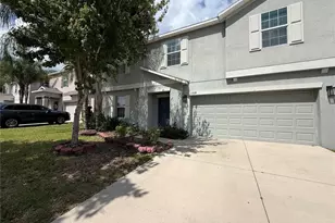 3908 Kearsney Abbey Cir, Dover, FL 33527 - Photo 5