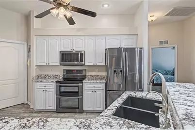 24415 Rolling View Court, Lutz, FL 33559 - Photo 3