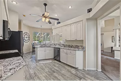 24415 Rolling View Court, Lutz, FL 33559 - Photo 9
