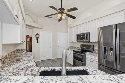 24415 Rolling View Court, Lutz, FL 33559 - Photo 5
