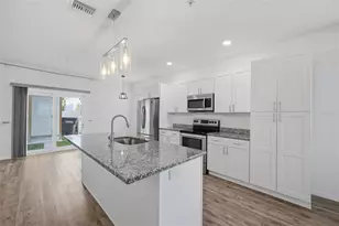 1264 Pierce St, Clearwater, FL 33756 - Photo 11