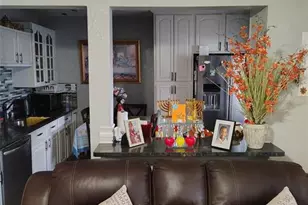 6913 Blossom Ave, Tampa, FL 33614 - Photo 5