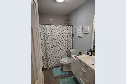 6913 Blossom Avenue, Tampa, FL 33614 - Photo 13