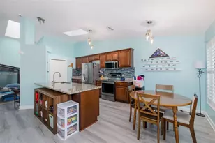 10305 Copperwood Dr, New Port Richey, FL 34654 - Photo 5