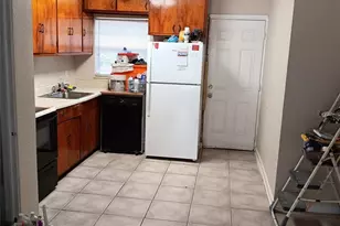 204 Olmstead Dr, Titusville, FL 32780 - Photo 3