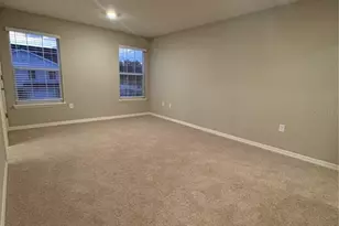 2734 Idyll Lake Circle, Plant City, FL 33566 - Photo 11