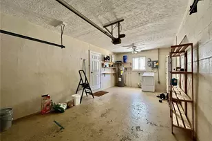 295 59th Ave NE, Saint Petersburg, FL 33703 - Photo 25