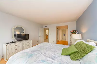 1480 Gulf Boulevard #105, Clearwater, FL 33767 - Photo 13